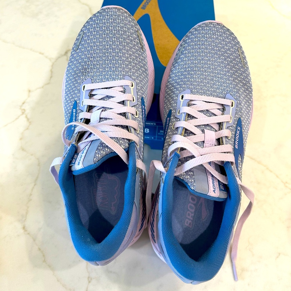 Brooks Women’s Adrenaline GTS 22 Purple Dutch Blue Lilac Running Shoes